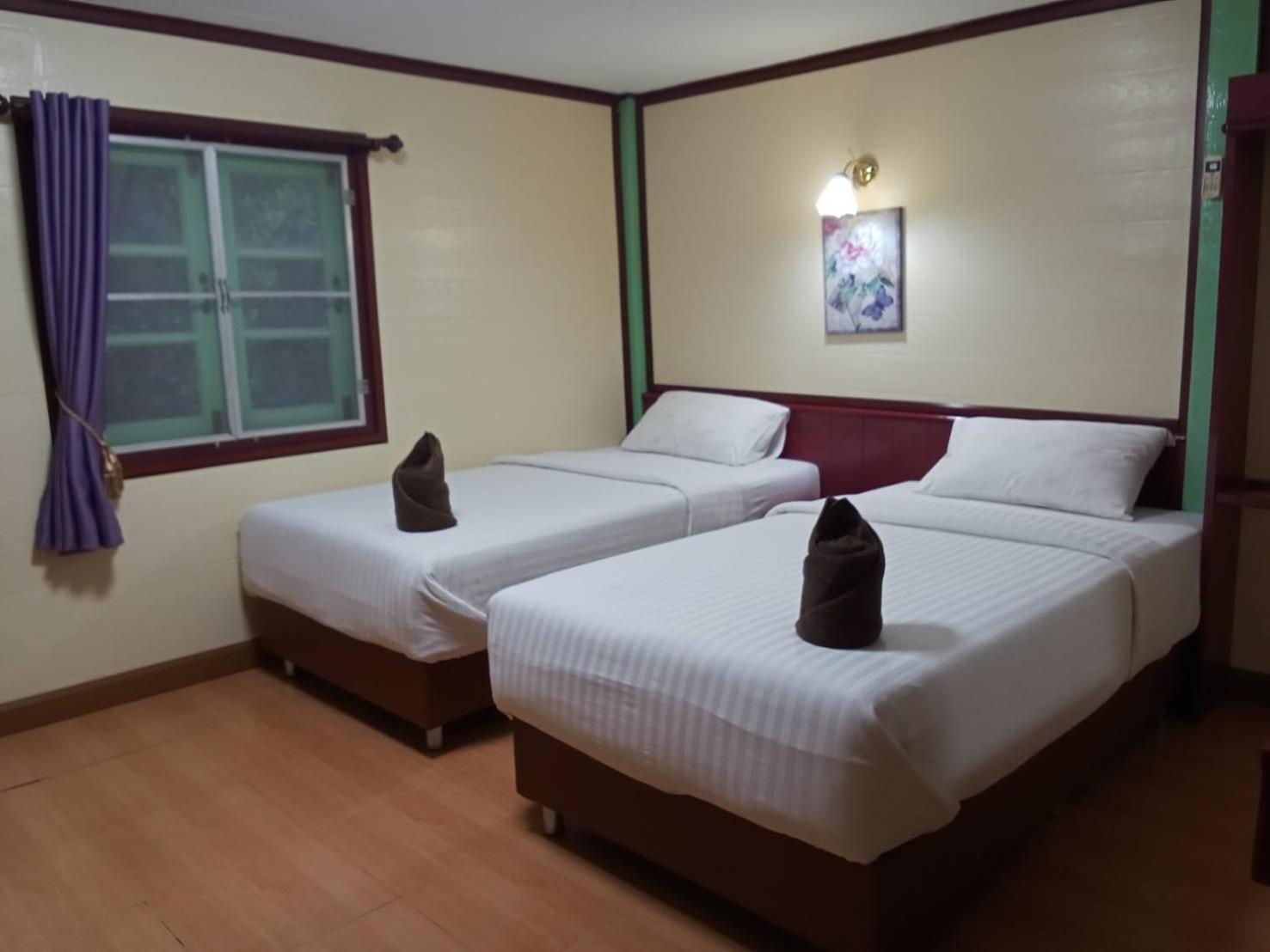Hotel Haad Somboon House Bang Saphan Esterno foto
