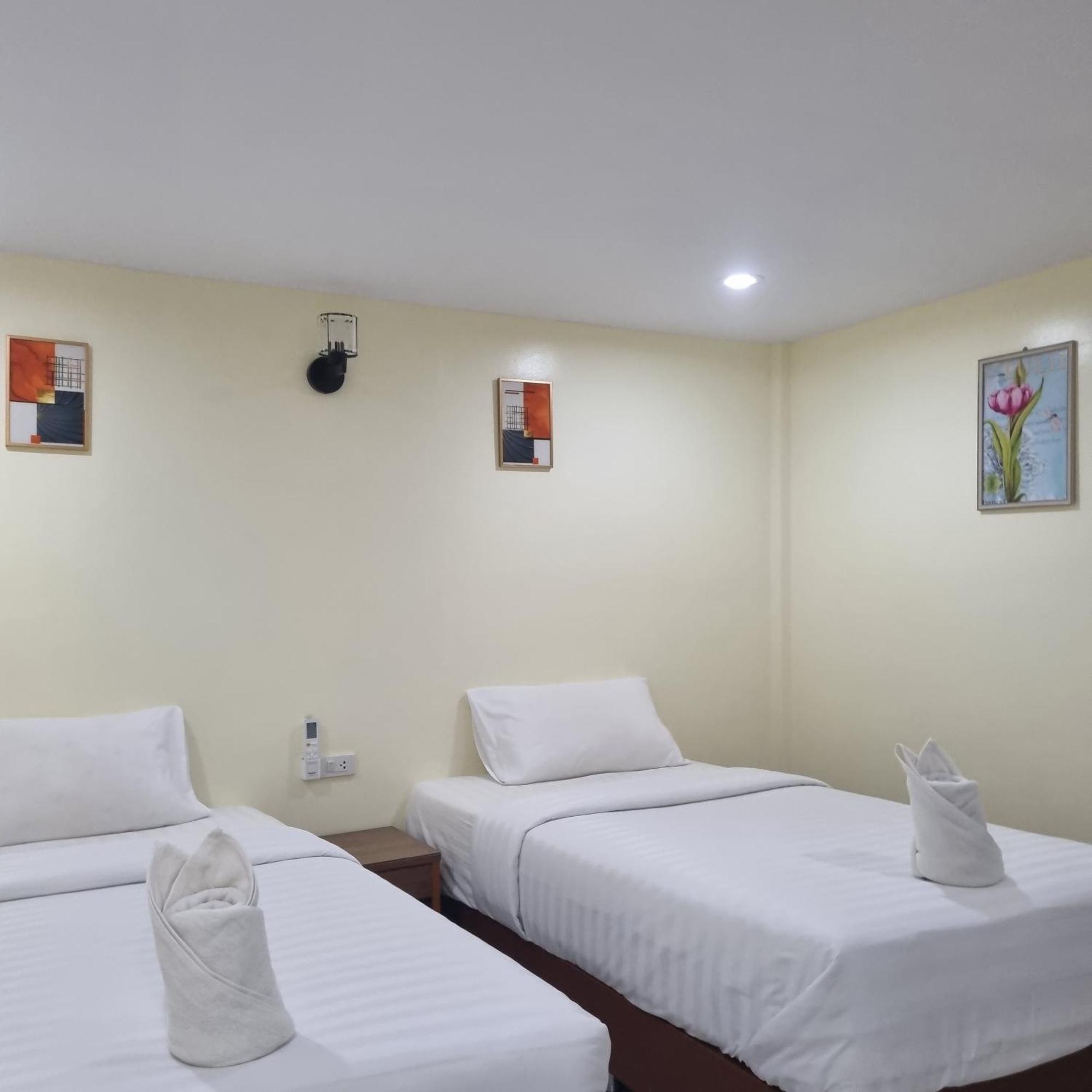 Hotel Haad Somboon House Bang Saphan Esterno foto