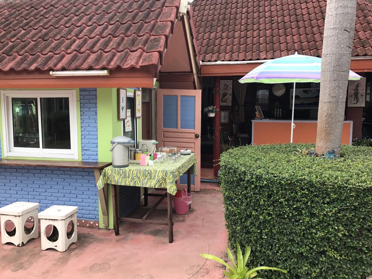 Hotel Haad Somboon House Bang Saphan Esterno foto
