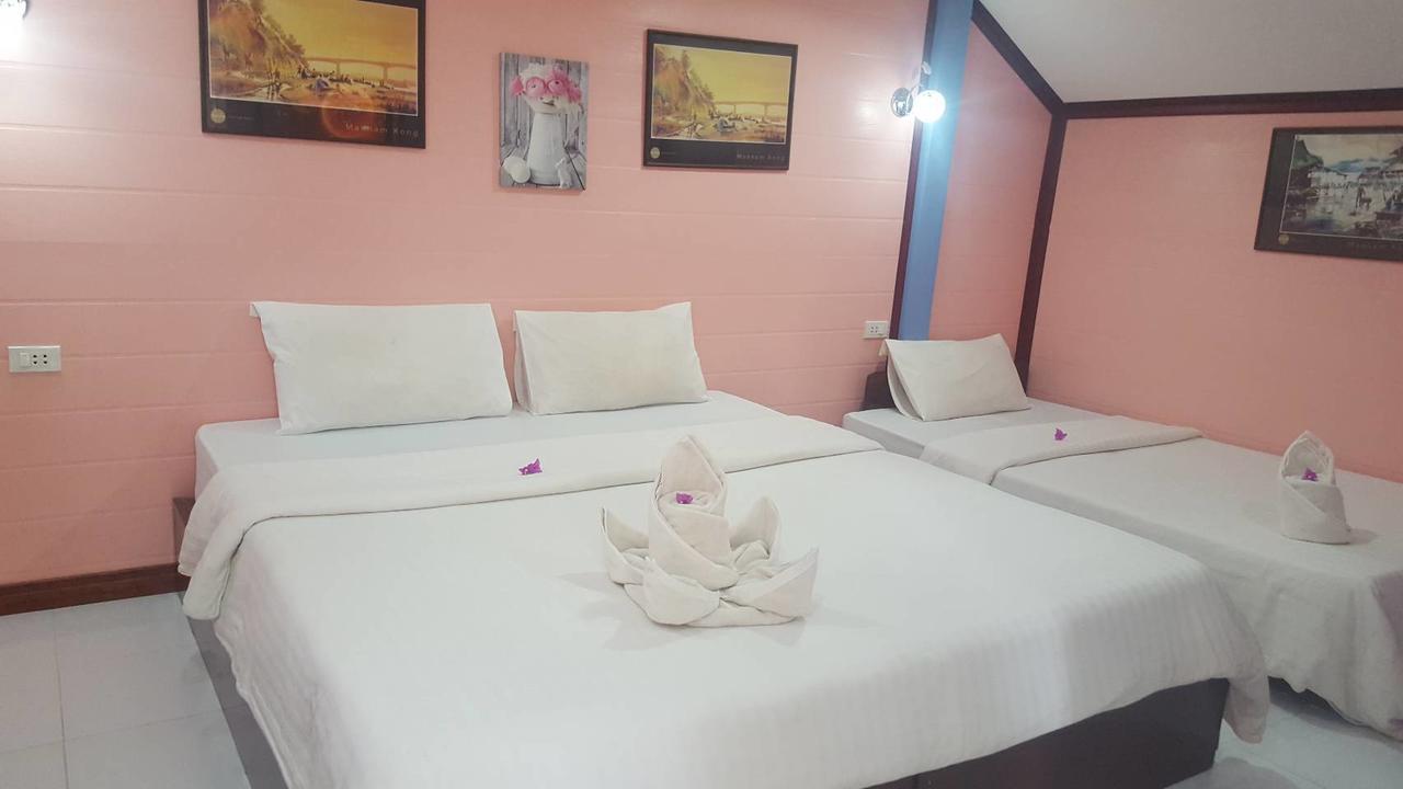 Hotel Haad Somboon House Bang Saphan Esterno foto
