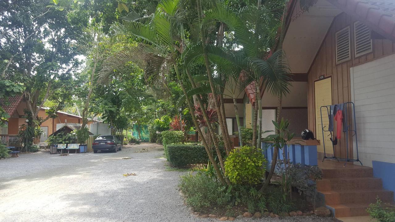 Hotel Haad Somboon House Bang Saphan Esterno foto